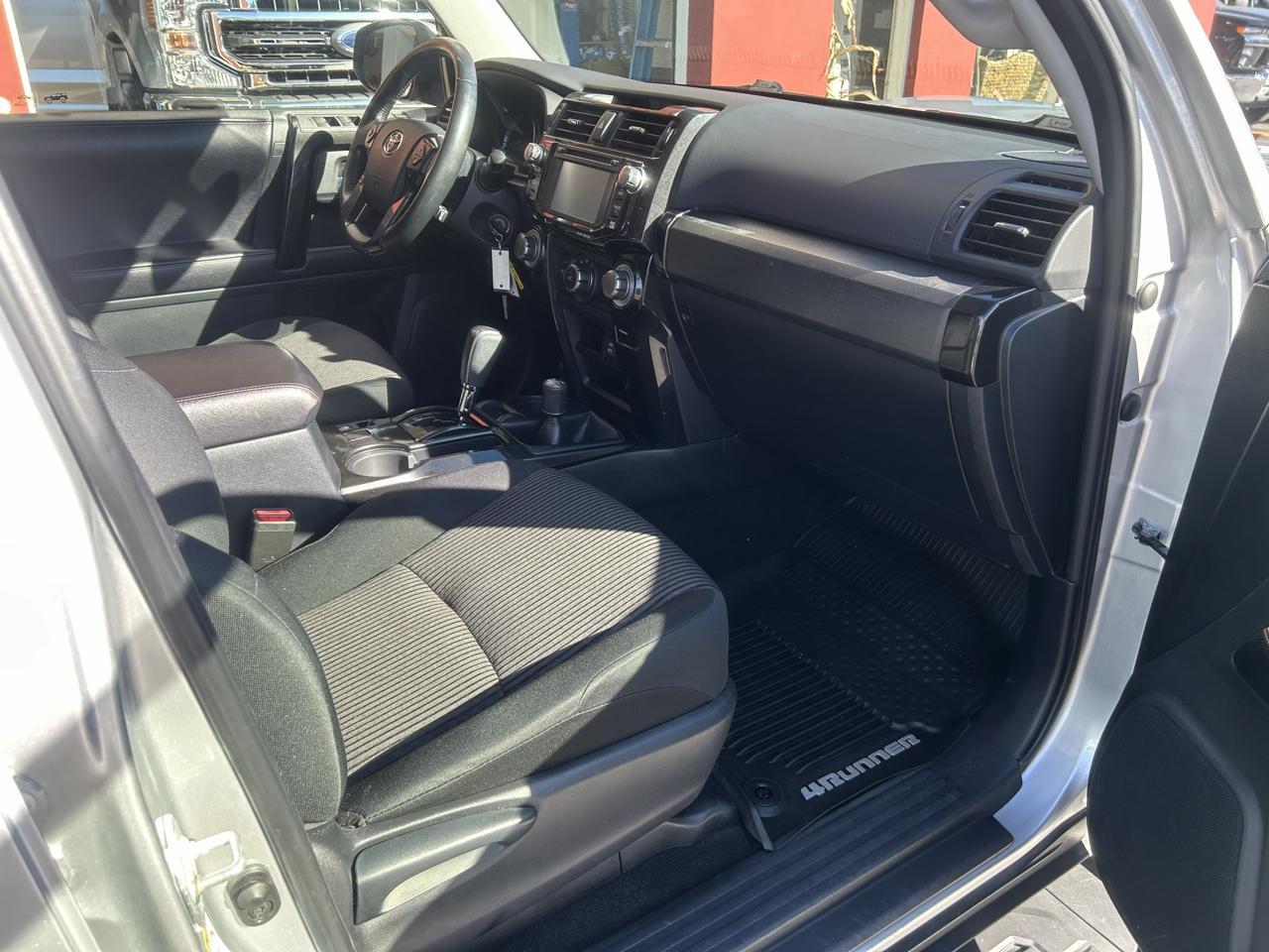 Toyota 4Runner 4WD 4dr V6 Trail Premium (Natl) 2016