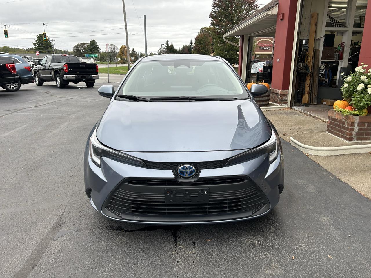 Toyota Corolla Hybrid LE AWD (Natl) 2023