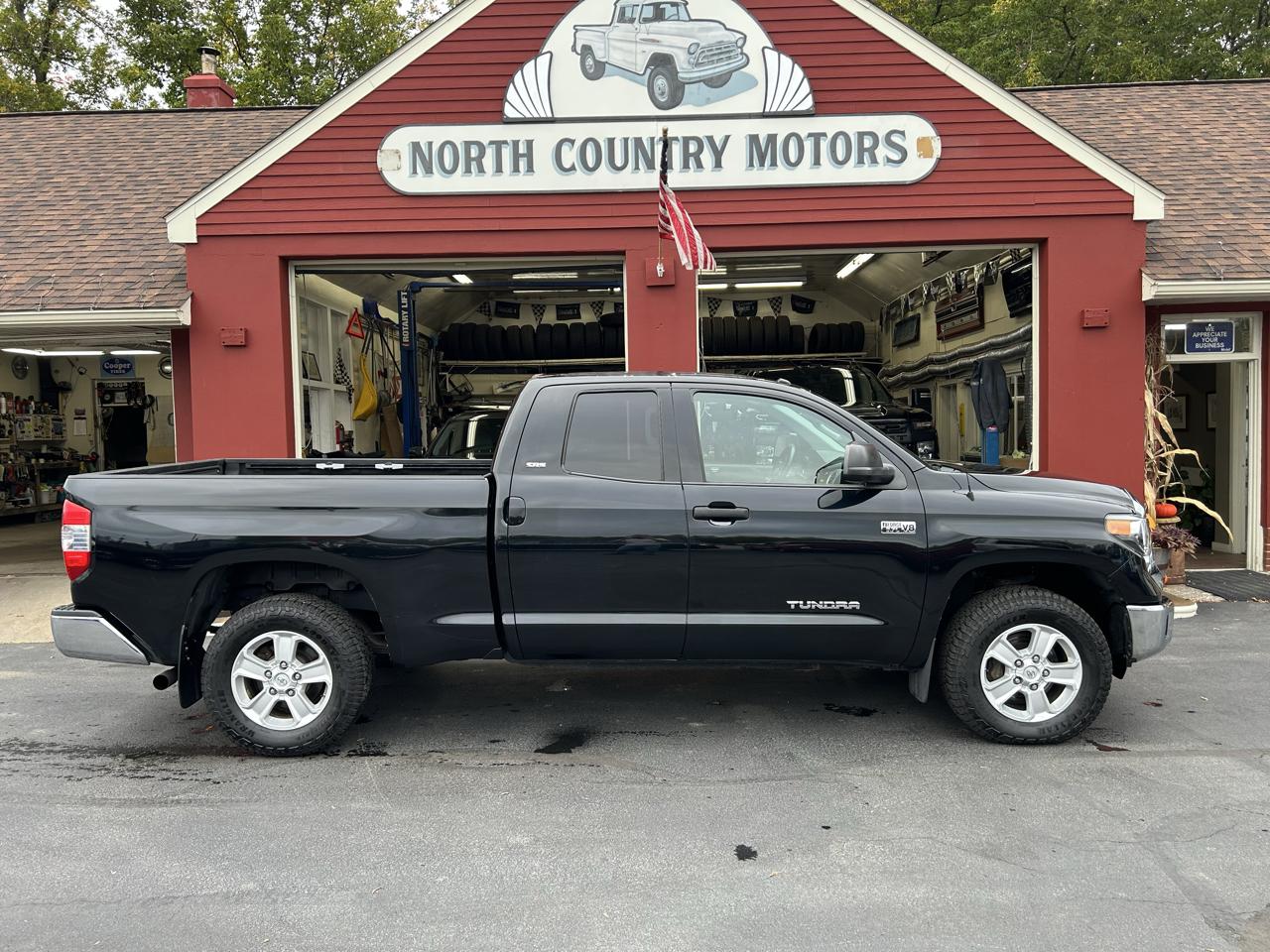 Toyota Tundra 4WD SR5 Double Cab 6.5' Bed 5.7L (Natl) 2018