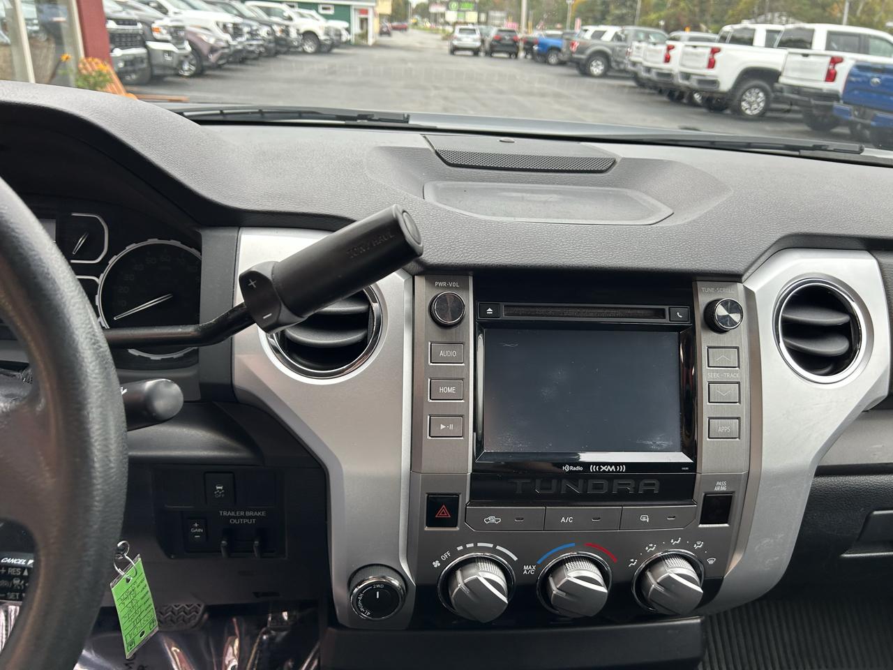 Toyota Tundra 4WD SR5 Double Cab 6.5' Bed 5.7L (Natl) 2018