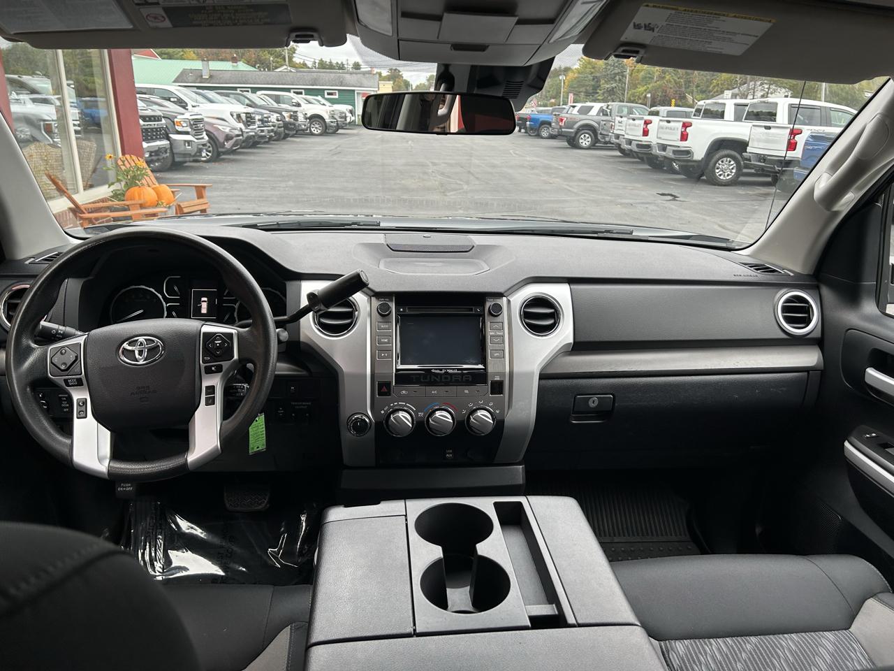 Toyota Tundra 4WD SR5 Double Cab 6.5' Bed 5.7L (Natl) 2018