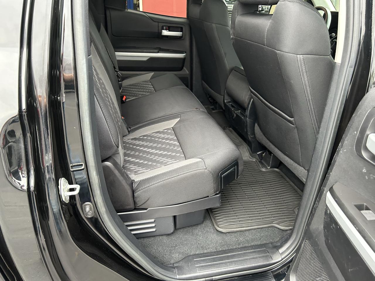 Toyota Tundra 4WD SR5 Double Cab 6.5' Bed 5.7L (Natl) 2018