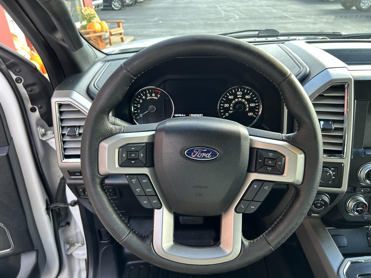 Ford F-150 4WD SuperCab 145" Lariat 2016