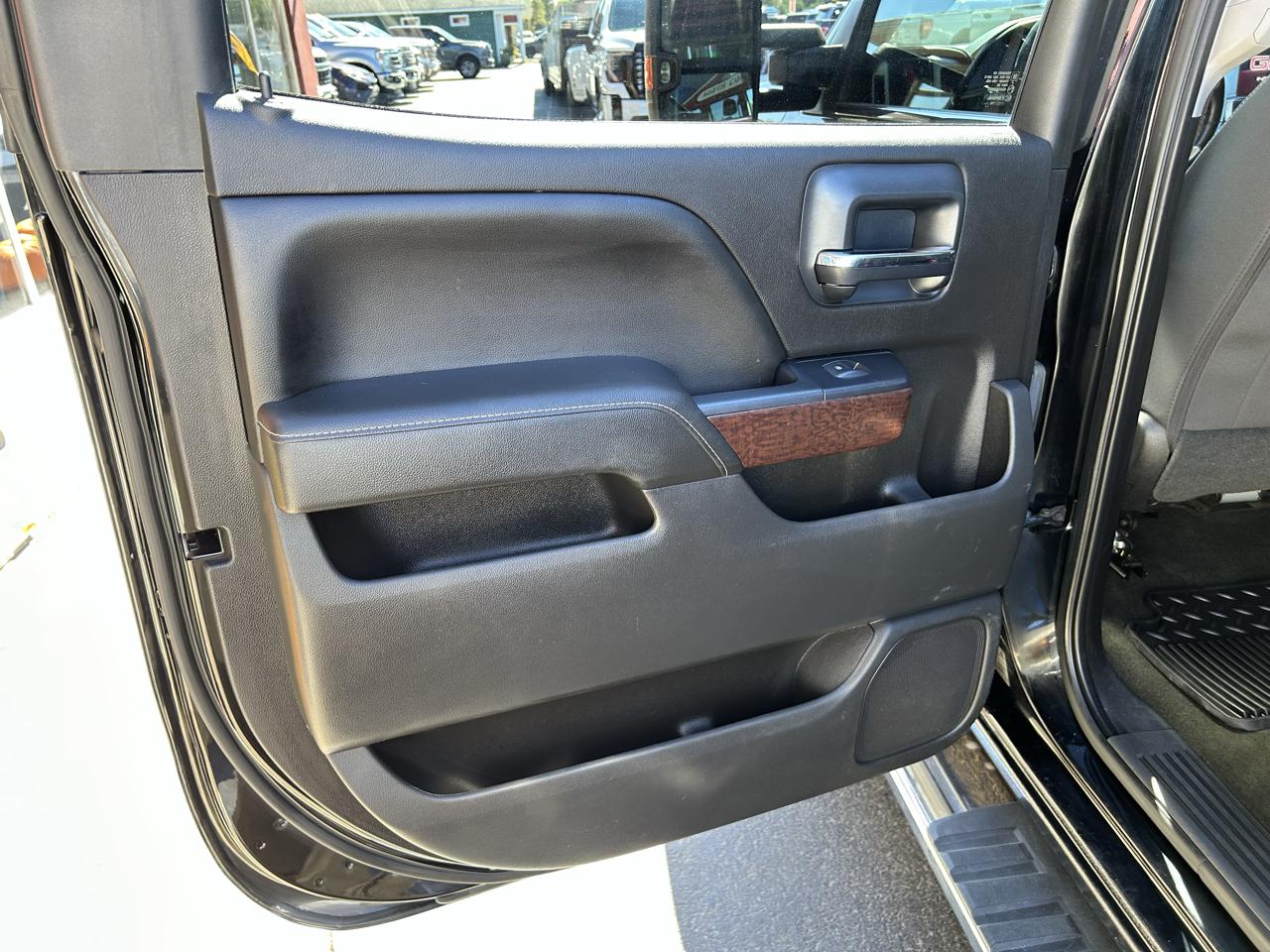 GMC Sierra 3500HD 4WD Crew Cab 153.7" SLE 2016
