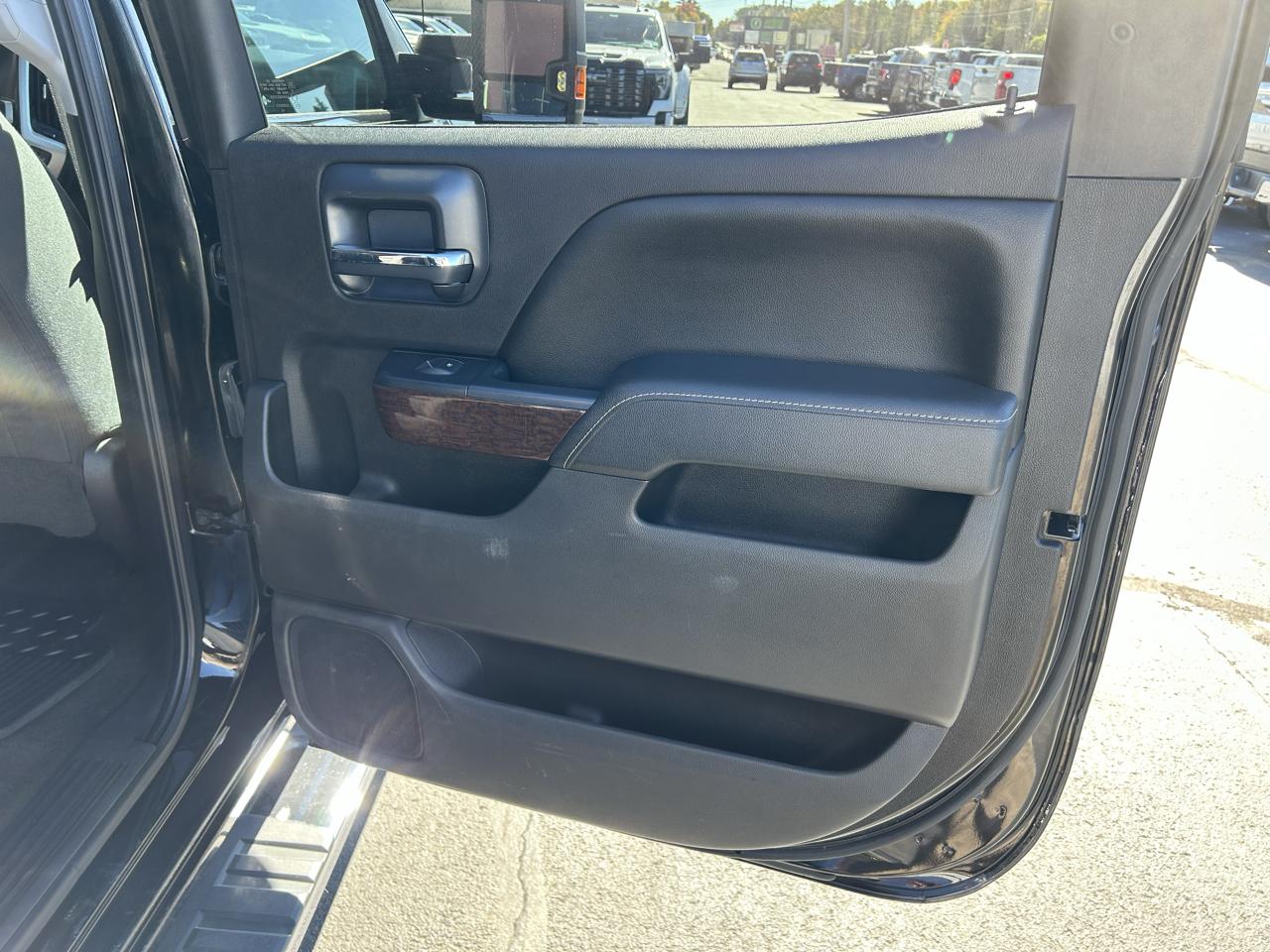 GMC Sierra 3500HD 4WD Crew Cab 153.7" SLE 2016