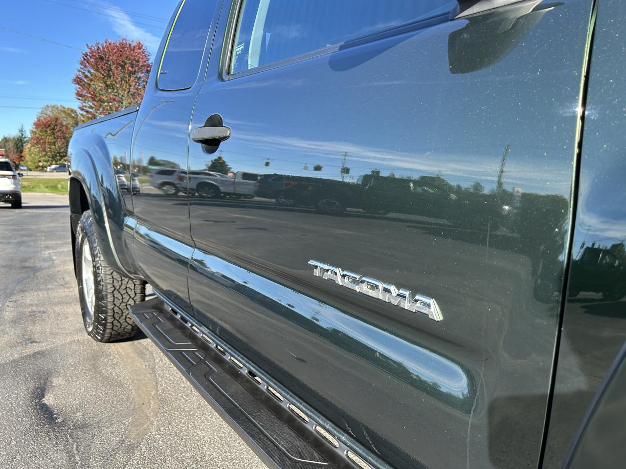 Toyota Tacoma 4WD Access Cab V6 MT (Natl) 2014