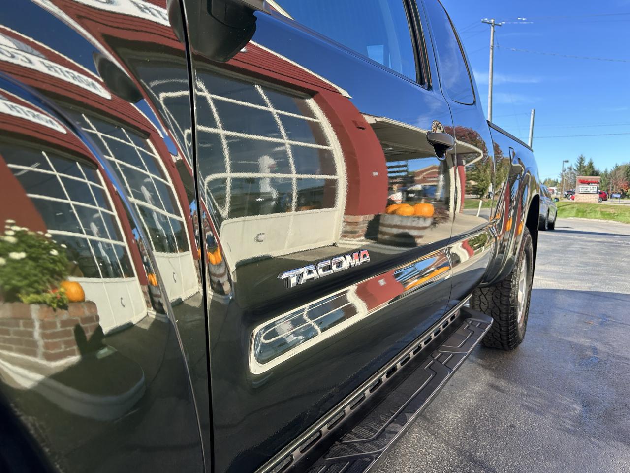 Toyota Tacoma 4WD Access Cab V6 MT (Natl) 2014