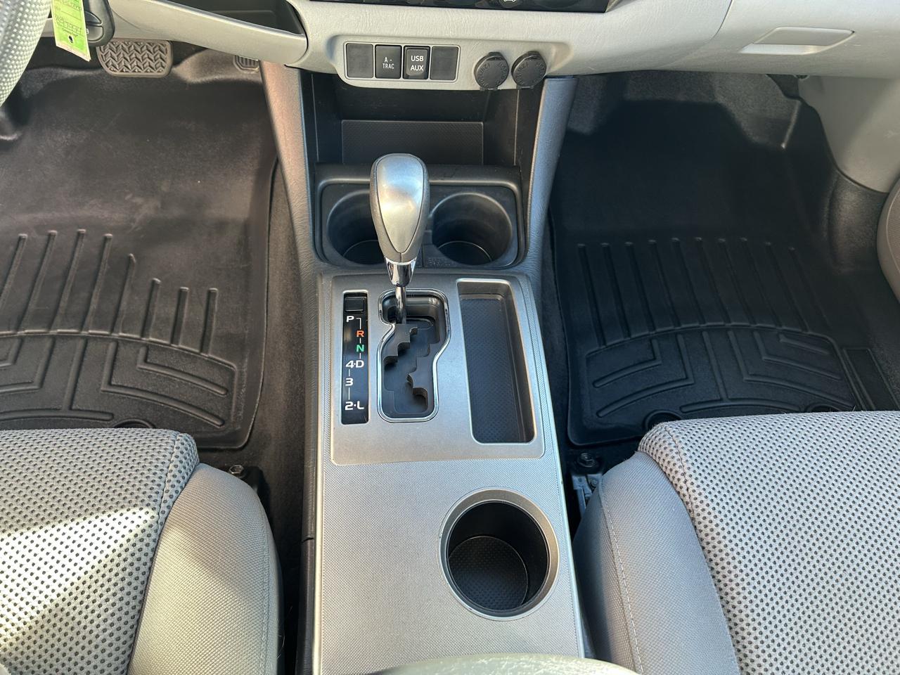Toyota Tacoma 4WD Access Cab V6 MT (Natl) 2014
