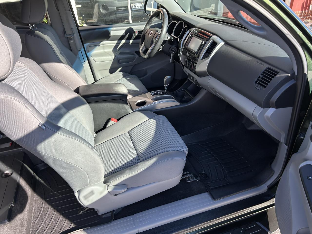 Toyota Tacoma 4WD Access Cab V6 MT (Natl) 2014
