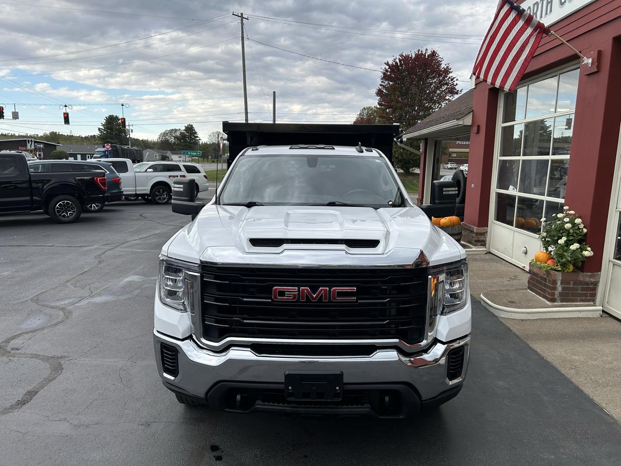 GMC Sierra 3500HD CC 4WD Crew Cab 177" WB, 60" CA Pro 2022