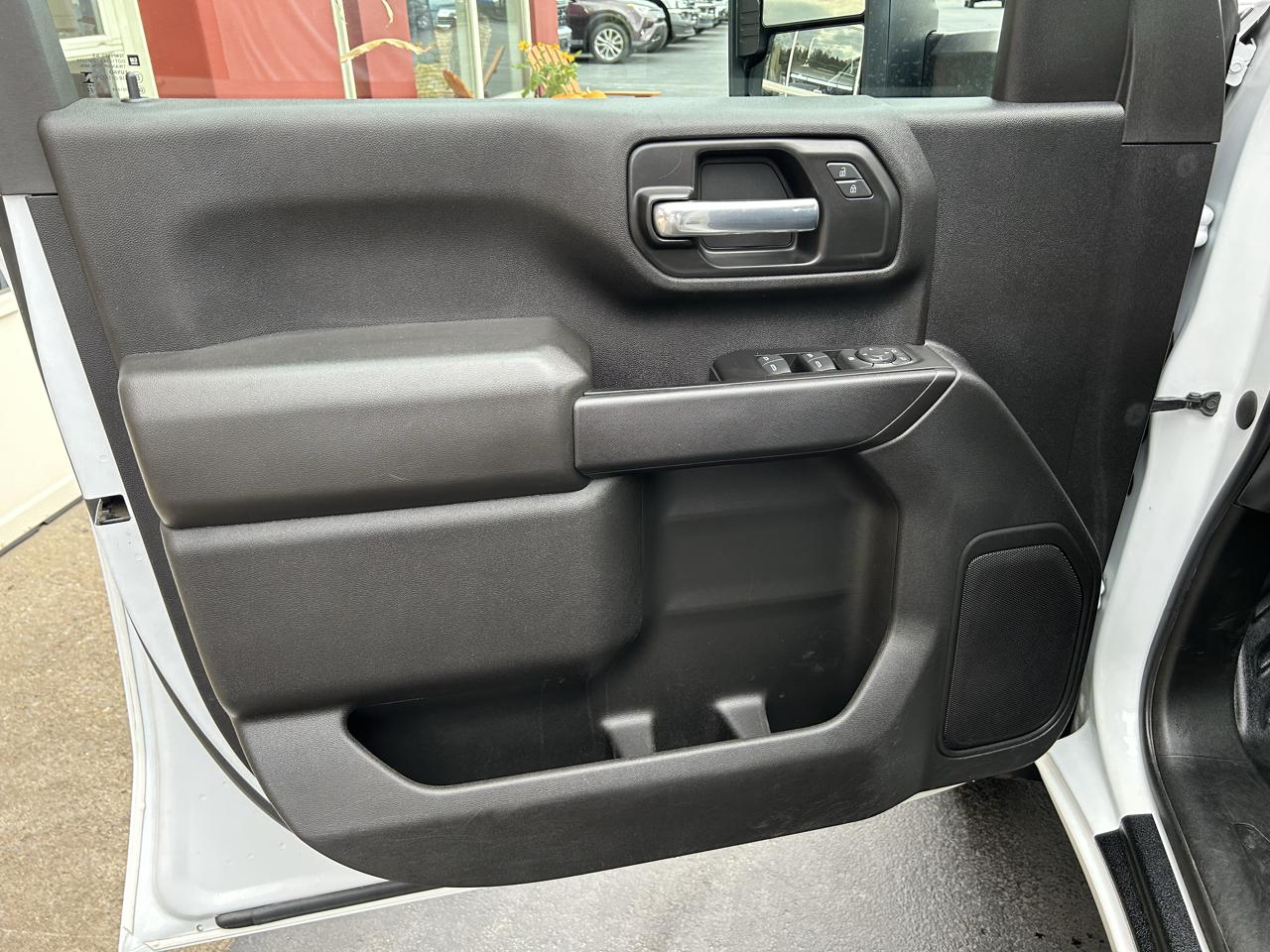 GMC Sierra 3500HD CC 4WD Crew Cab 177" WB, 60" CA Pro 2022