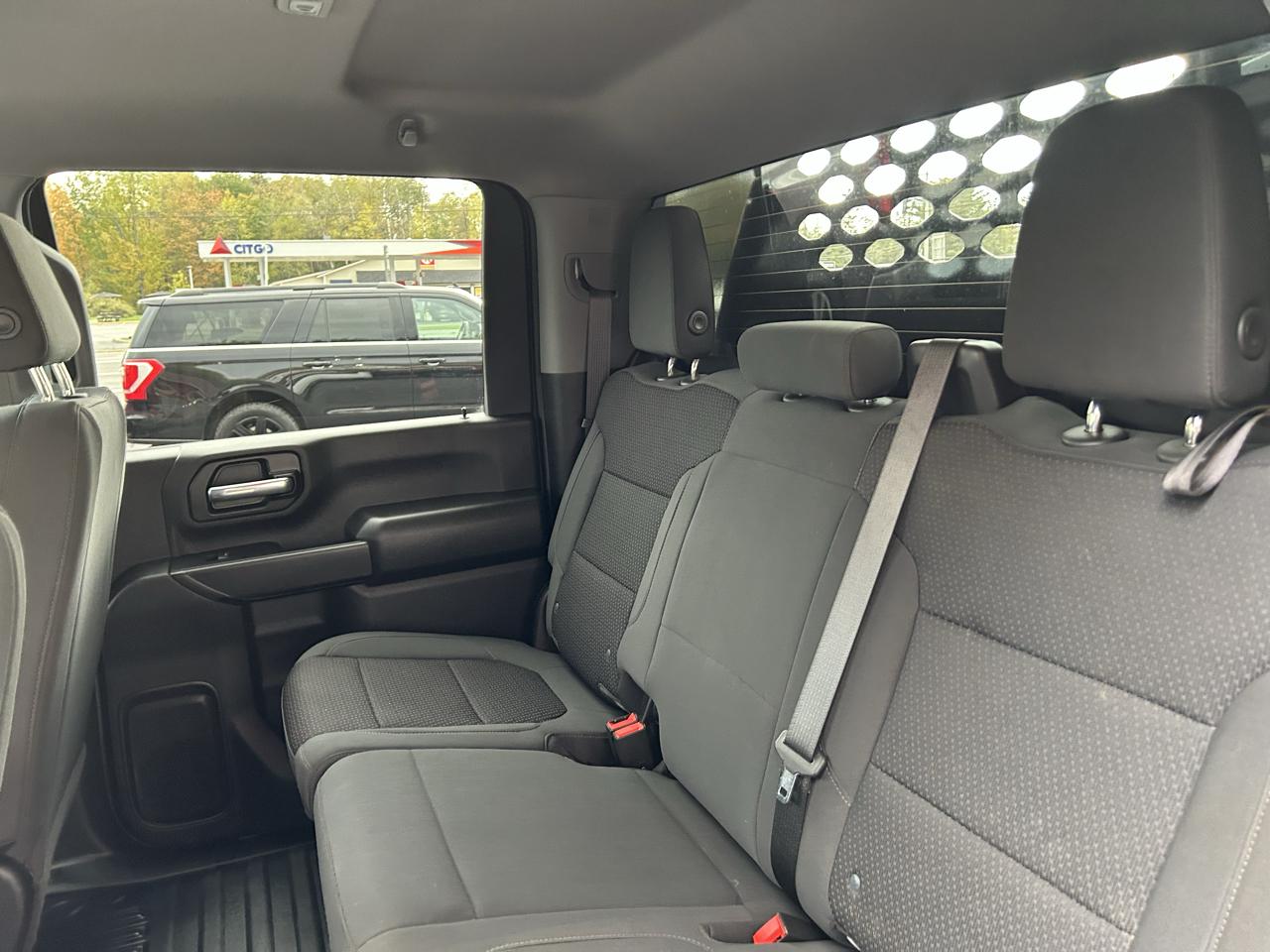 GMC Sierra 3500HD CC 4WD Crew Cab 177" WB, 60" CA Pro 2022