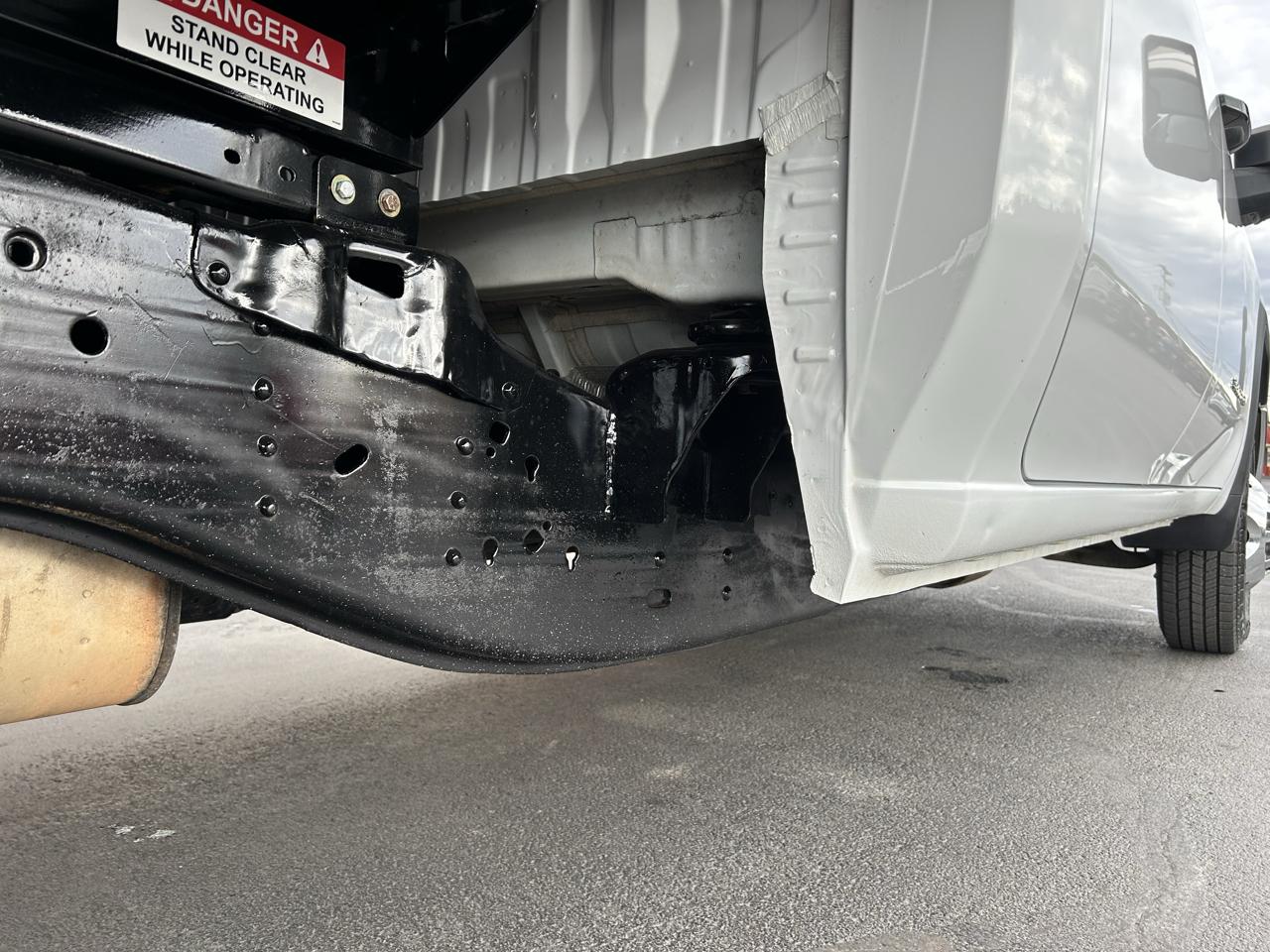 GMC Sierra 3500HD CC 4WD Crew Cab 177" WB, 60" CA Pro 2022