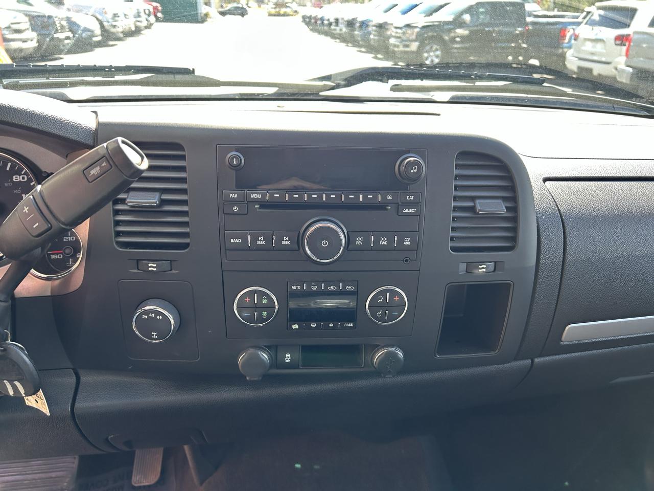 Chevrolet Silverado 2500HD 4WD Ext Cab 144.2" LT 2013