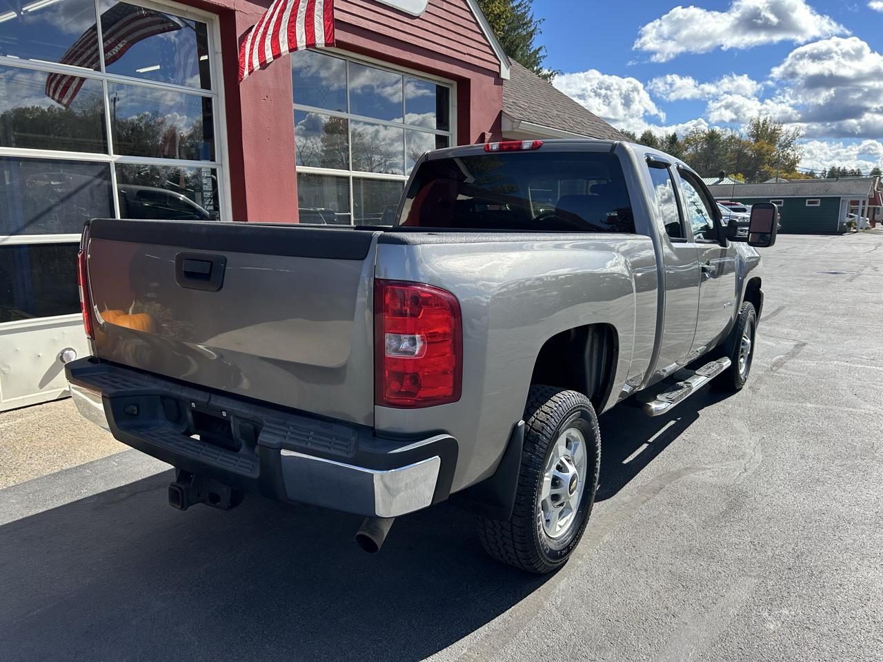 Chevrolet Silverado 2500HD 4WD Ext Cab 144.2" LT 2013