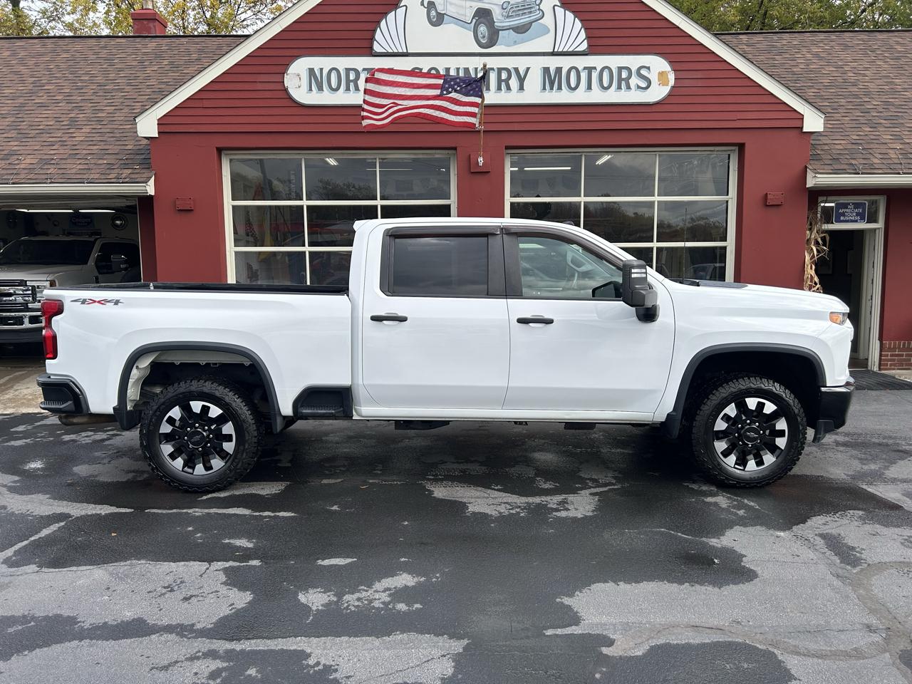 Chevrolet Silverado 2500HD 4WD Crew Cab 159" Custom 2020