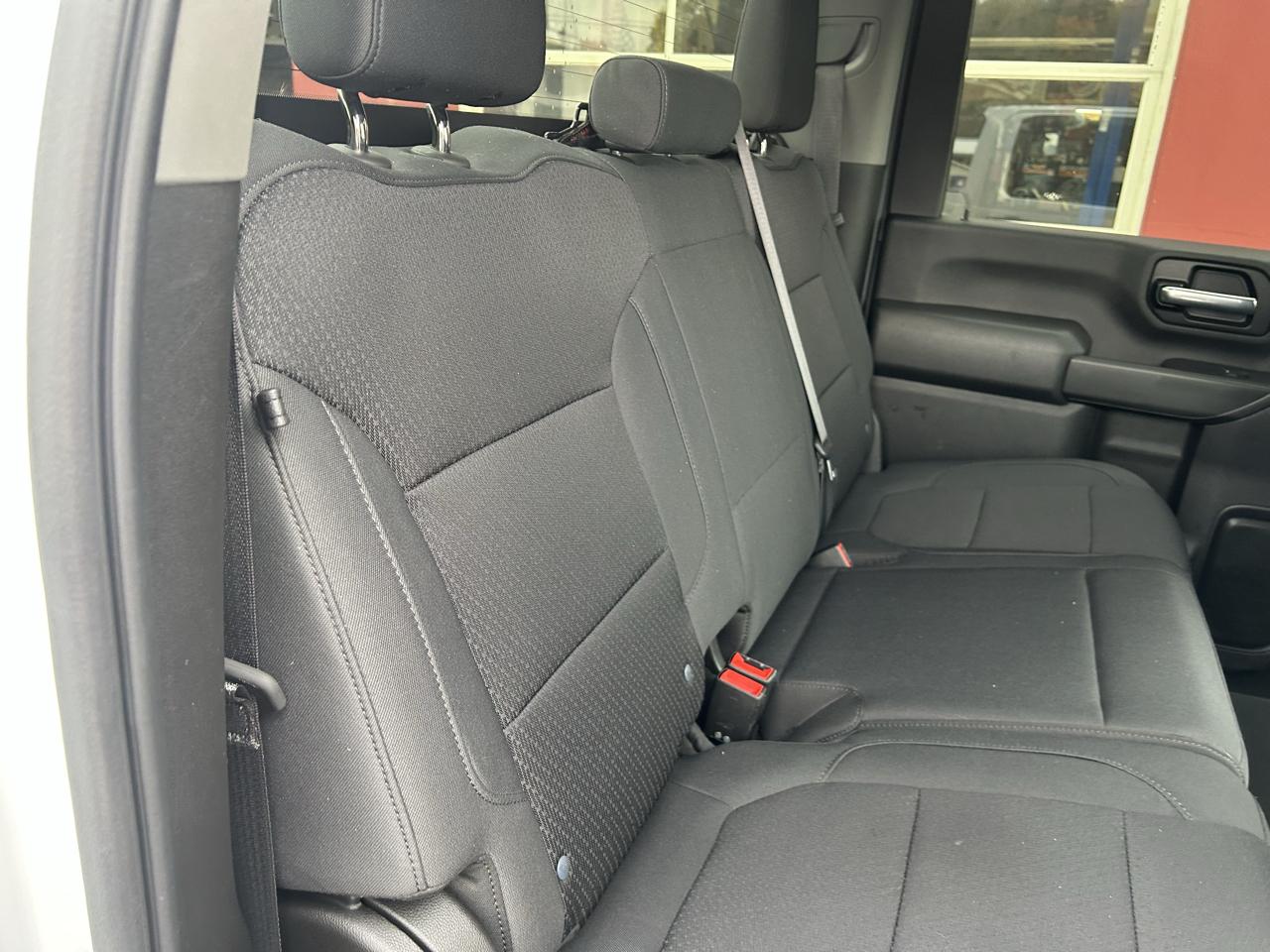 Chevrolet Silverado 2500HD 4WD Crew Cab 159" Custom 2020