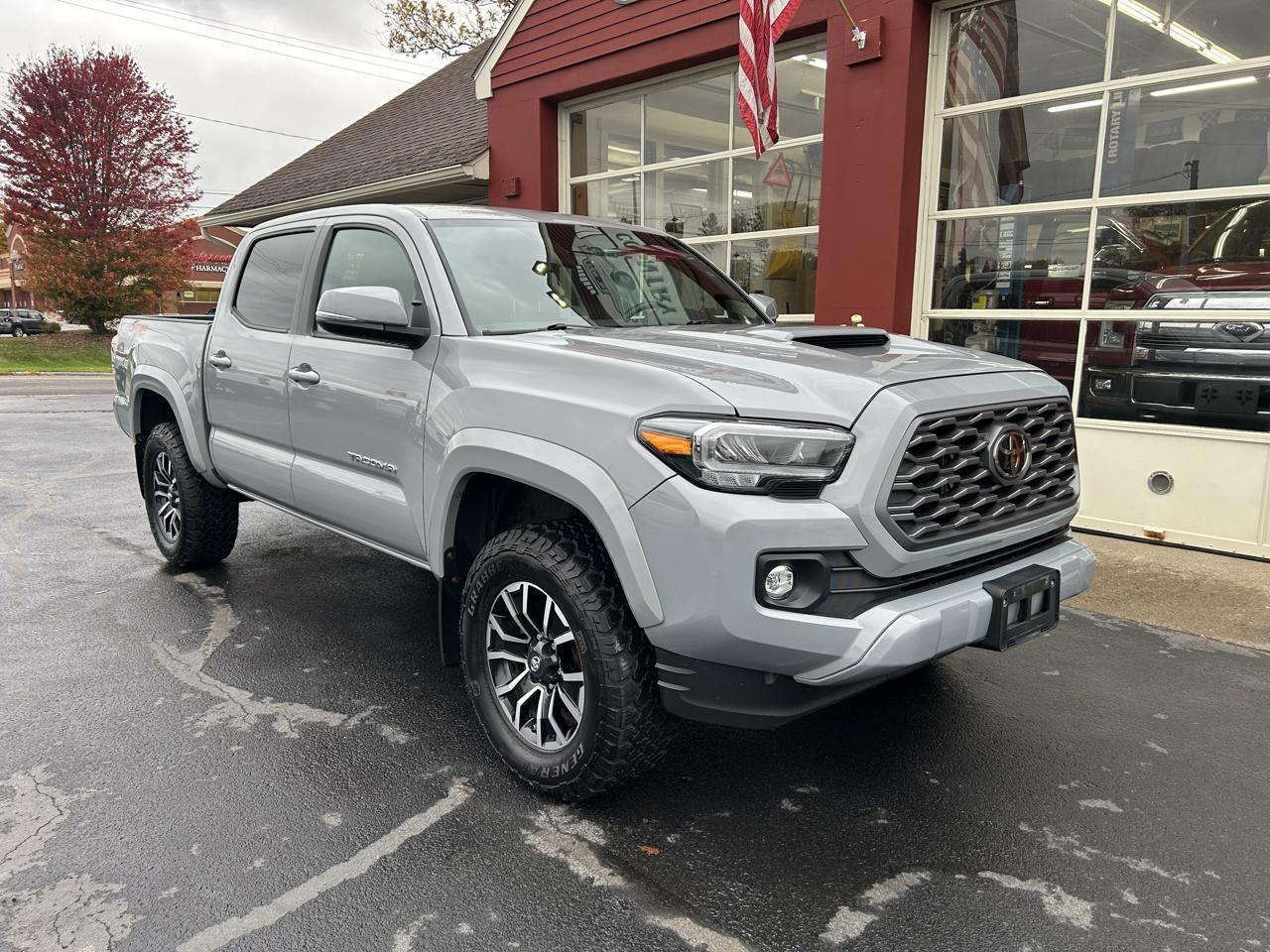 Toyota Tacoma 4WD TRD Off Road Double Cab 5' Bed V6 MT (Natl) 2020