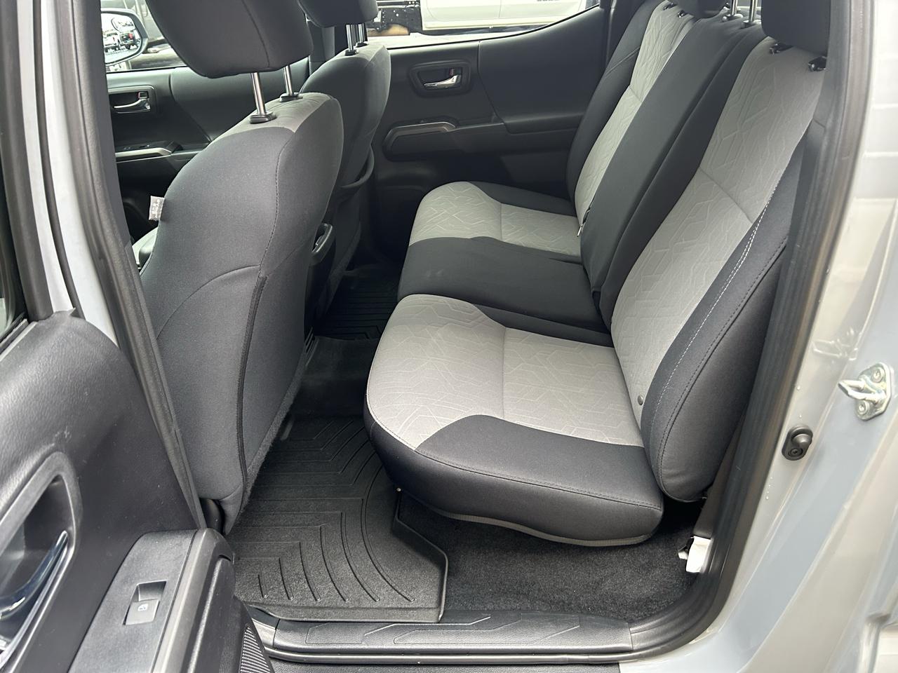 Toyota Tacoma 4WD TRD Off Road Double Cab 5' Bed V6 MT (Natl) 2020