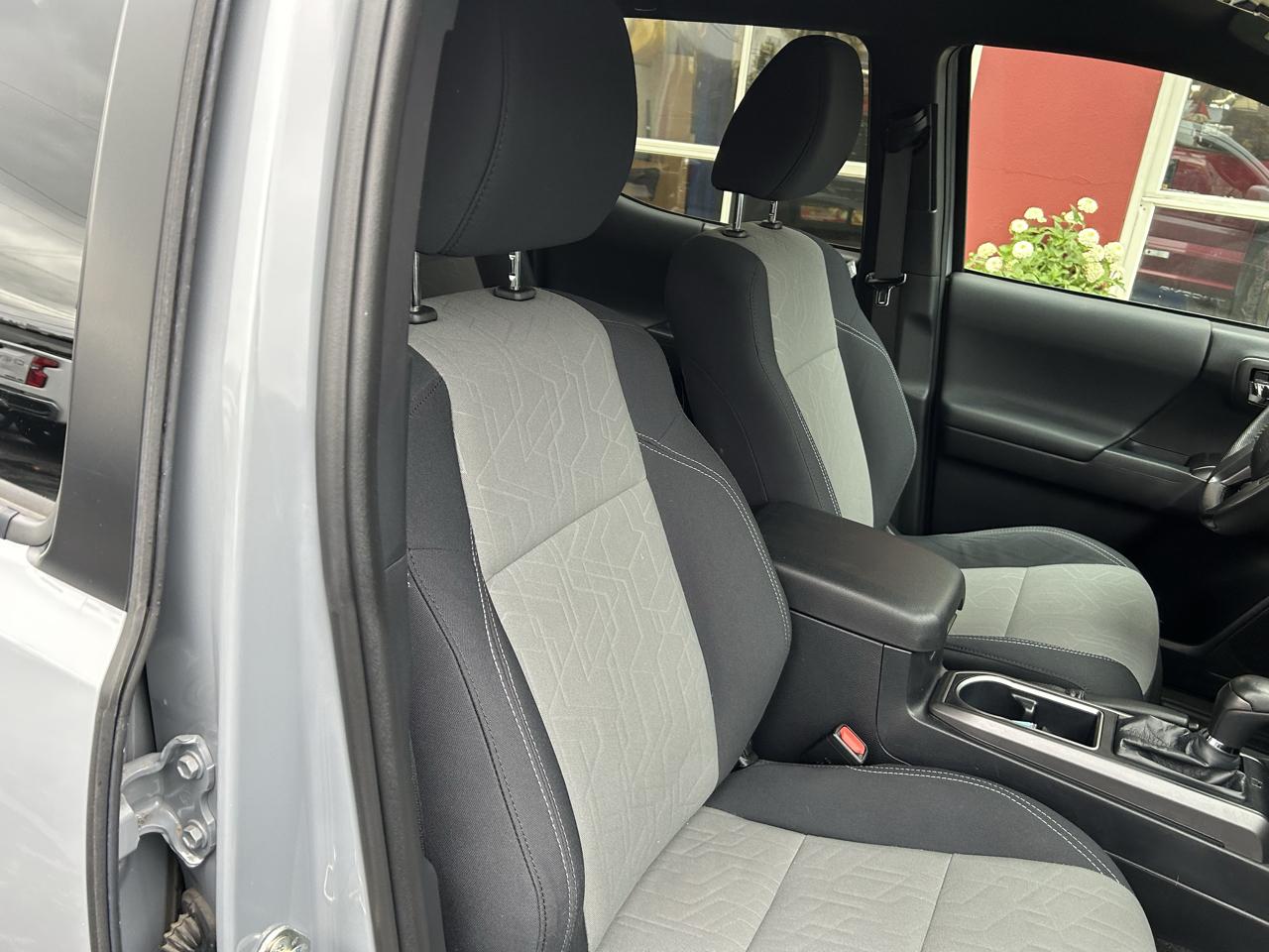 Toyota Tacoma 4WD TRD Off Road Double Cab 5' Bed V6 MT (Natl) 2020