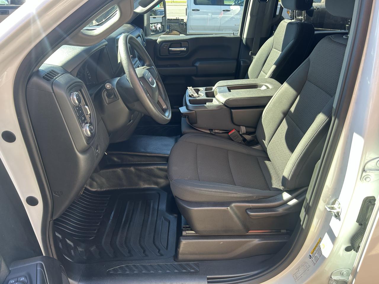GMC Sierra 2500HD 4WD Crew Cab 159" Pro 2024