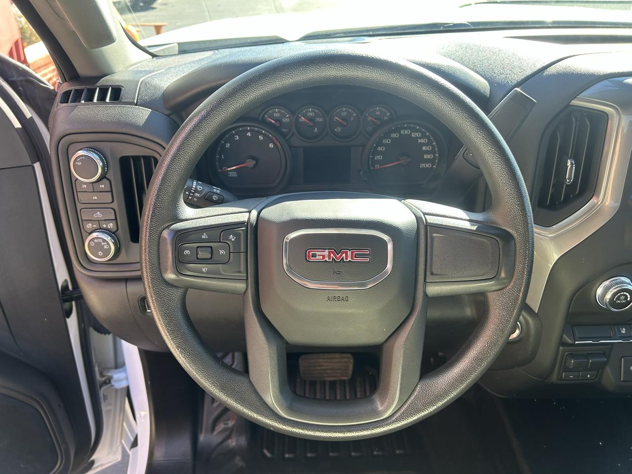 GMC Sierra 2500HD 4WD Crew Cab 159" Pro 2024