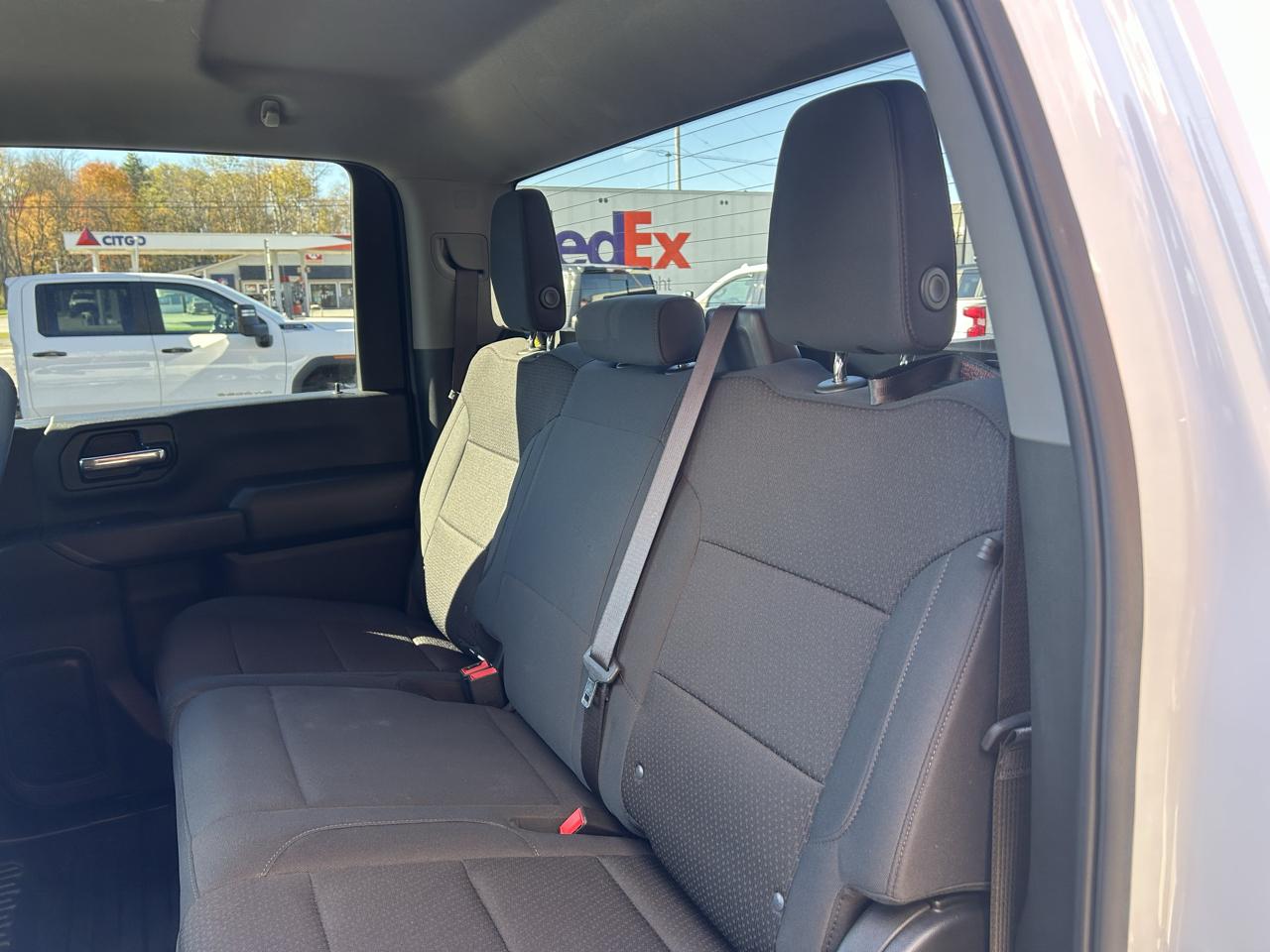 GMC Sierra 2500HD 4WD Crew Cab 159" Pro 2024
