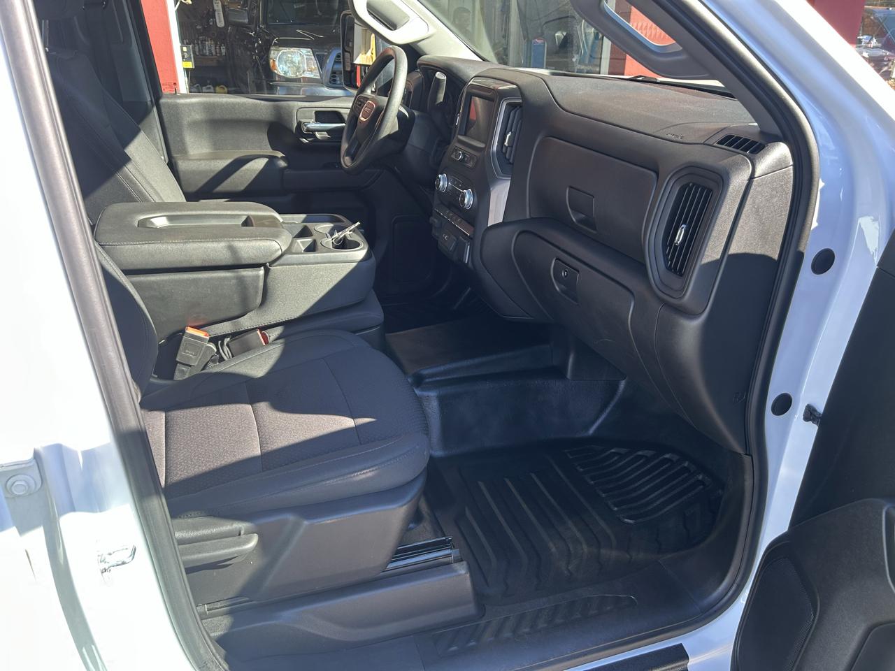 GMC Sierra 2500HD 4WD Crew Cab 159" Pro 2024