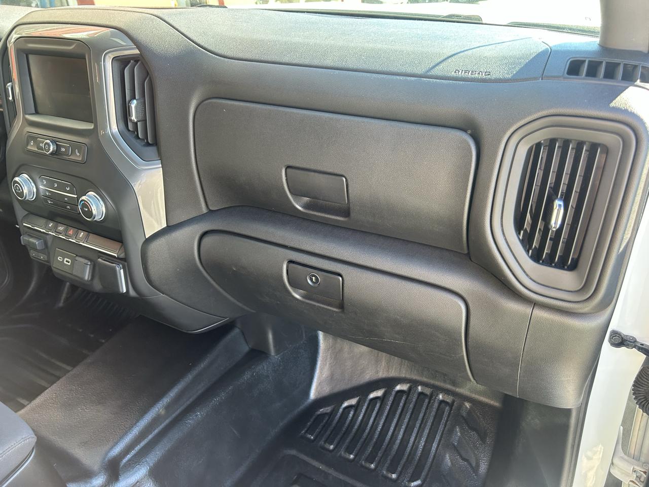 GMC Sierra 2500HD 4WD Crew Cab 159" Pro 2024