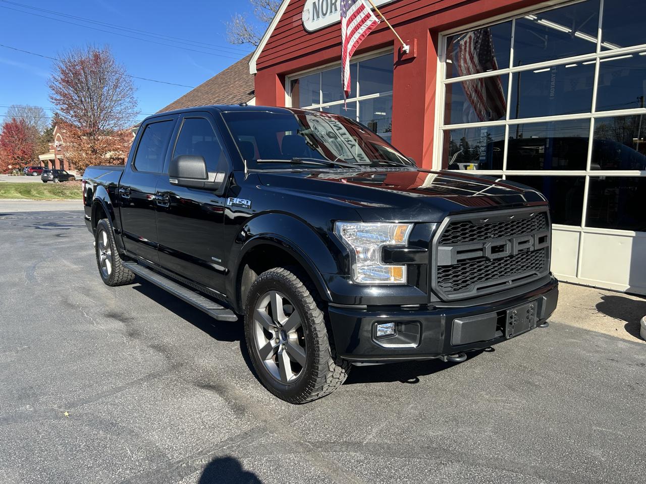 Ford F-150 4WD SuperCrew 145" XLT 2017