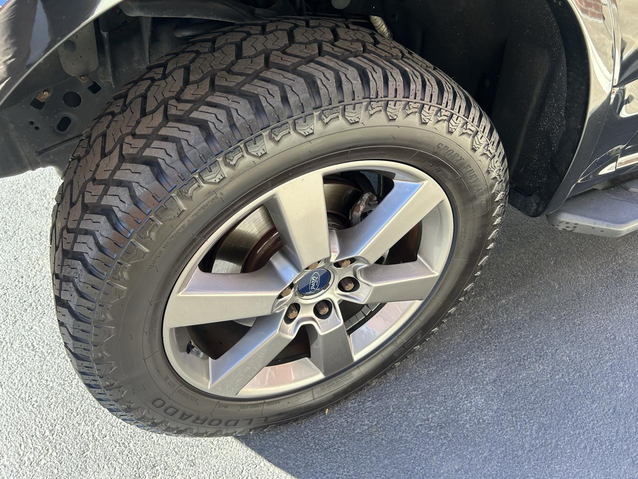 Ford F-150 4WD SuperCrew 145" XLT 2017