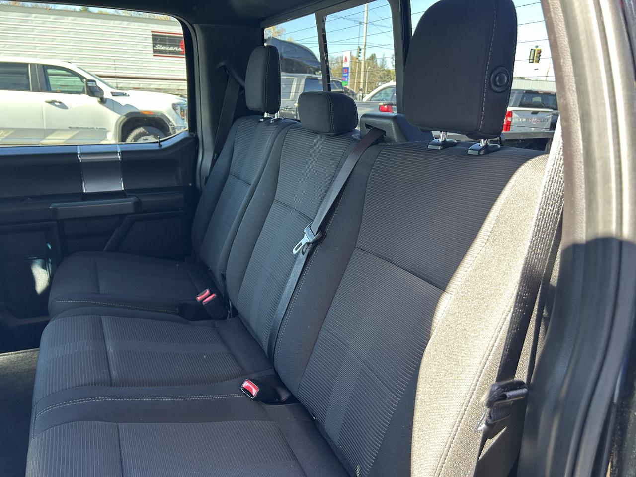 Ford F-150 4WD SuperCrew 145" XLT 2017