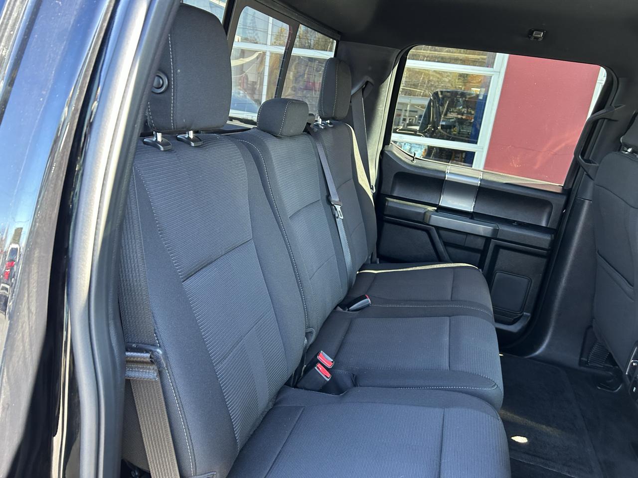 Ford F-150 4WD SuperCrew 145" XLT 2017