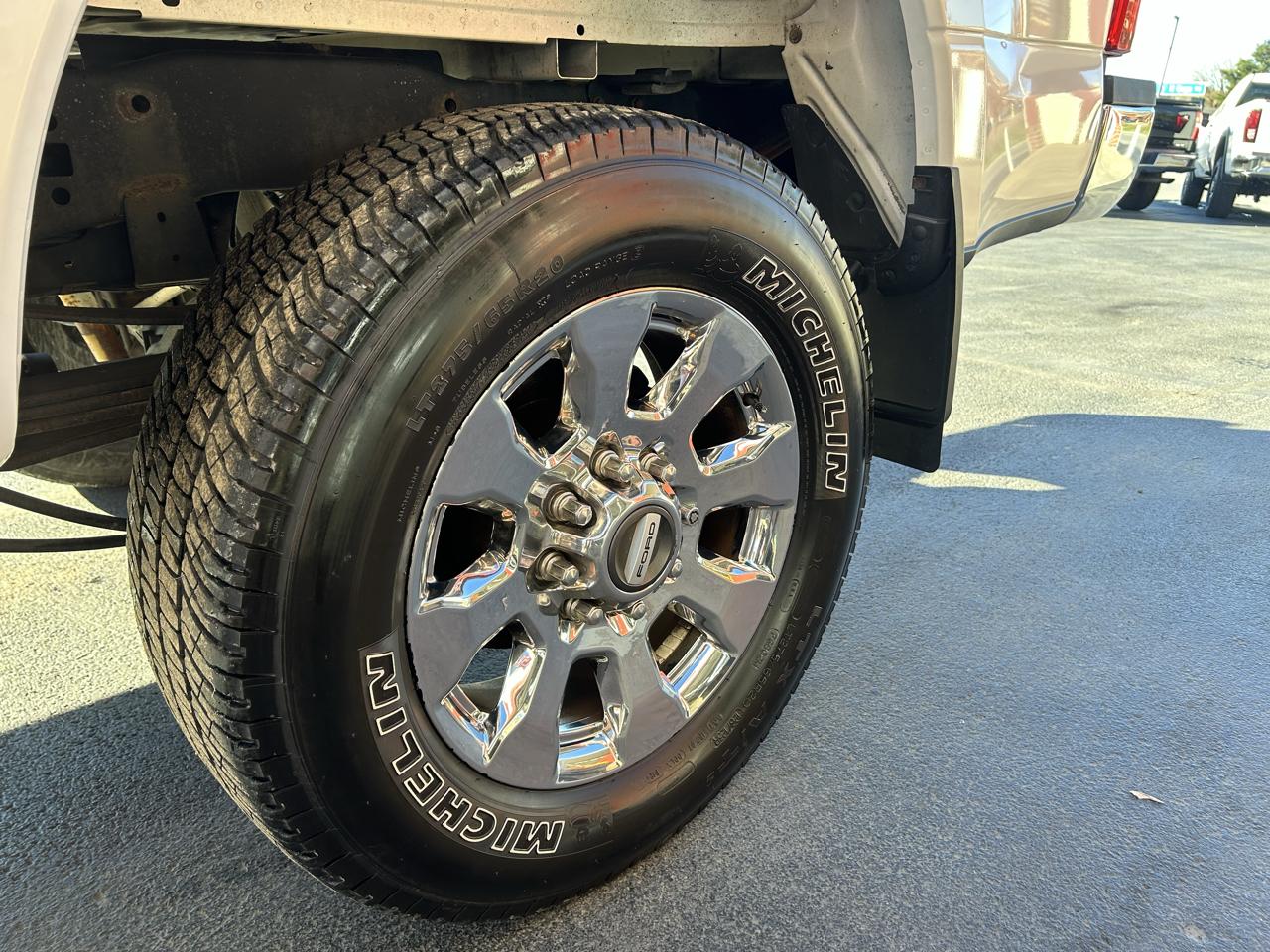 Ford Super Duty F-350 SRW Lariat 4WD Crew Cab 6.75' Box 2017