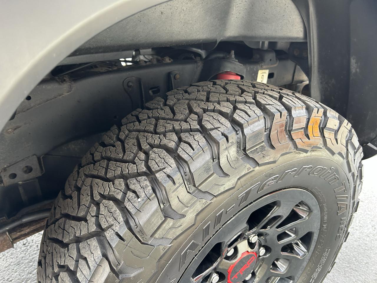 Toyota Tacoma 4WD Double Cab V6 AT TRD Pro (Natl) 2017