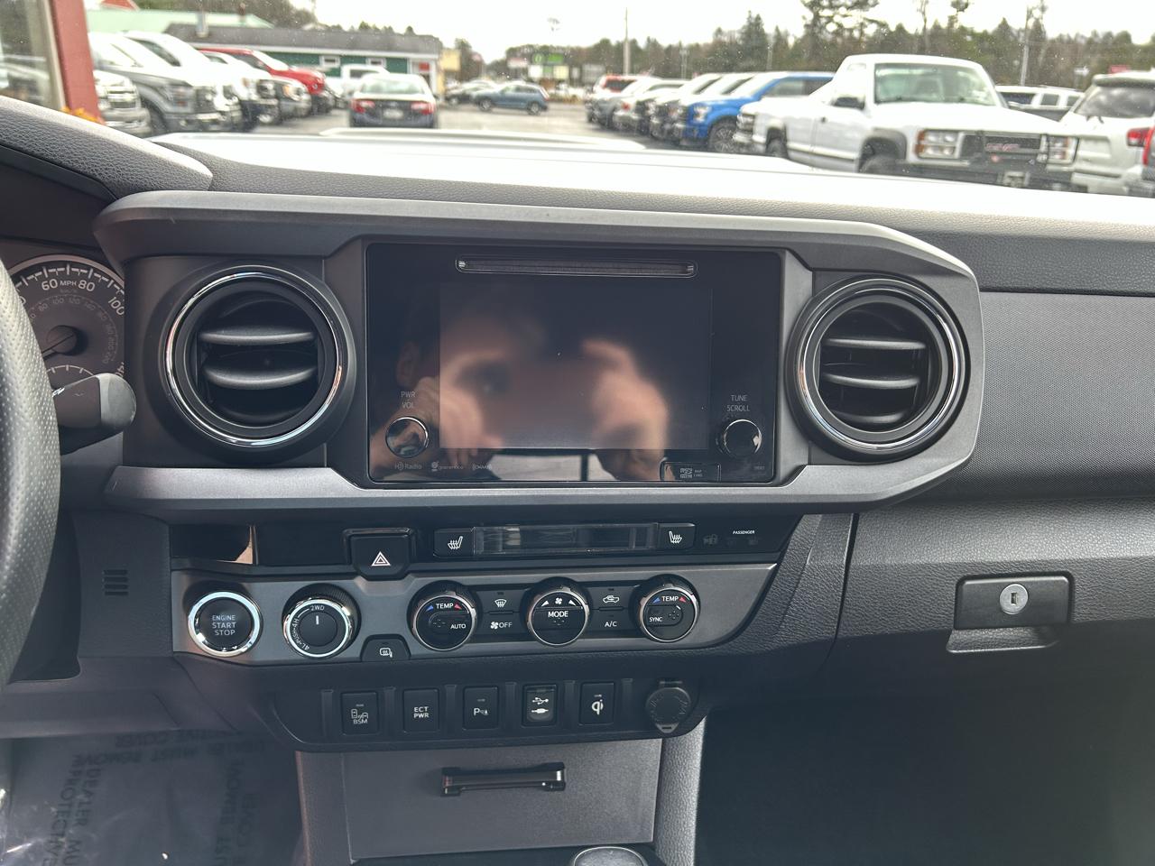 Toyota Tacoma 4WD Double Cab V6 AT TRD Pro (Natl) 2017