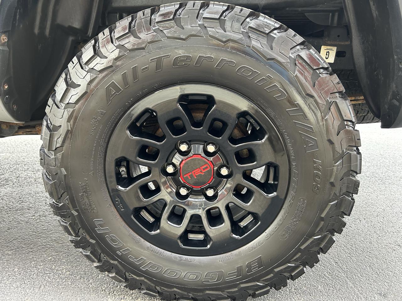 Toyota Tacoma 4WD Double Cab V6 AT TRD Pro (Natl) 2017