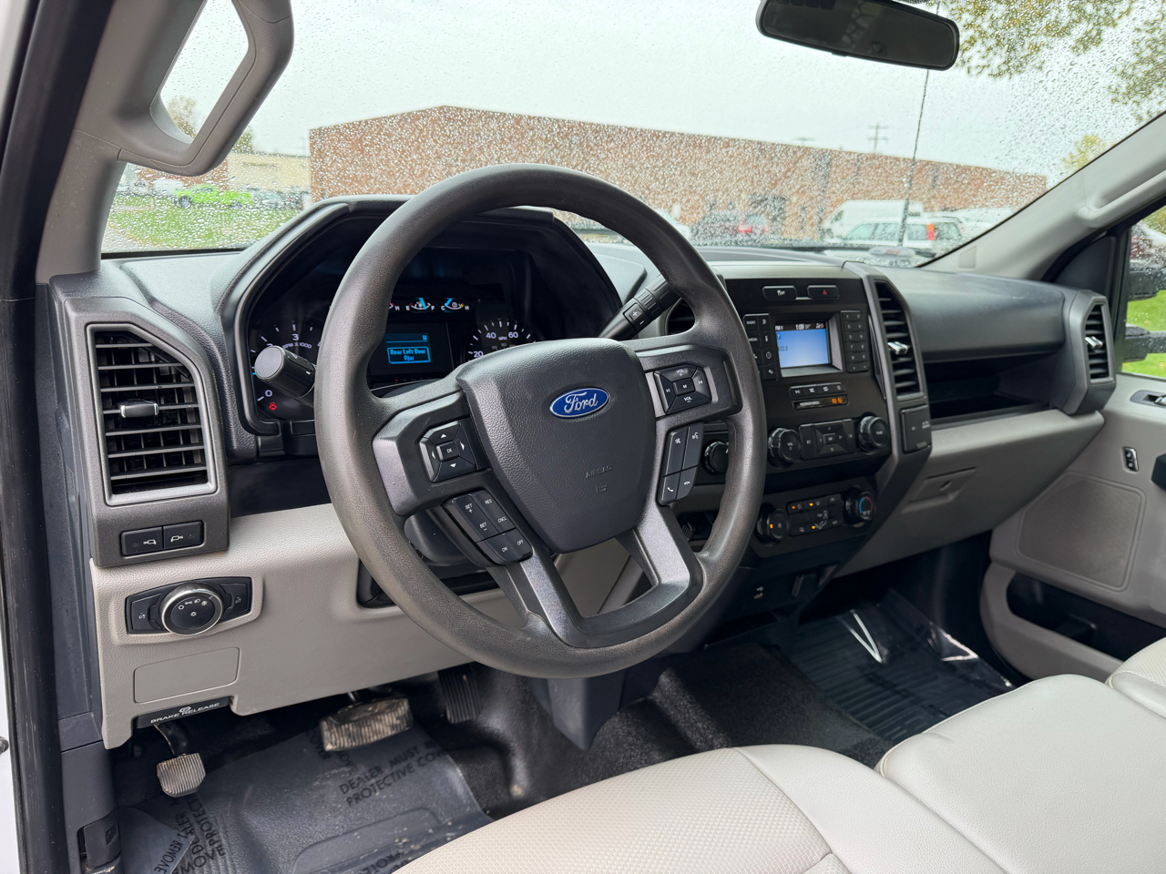 Ford F-550 SuperCab DRW 4WD 2022