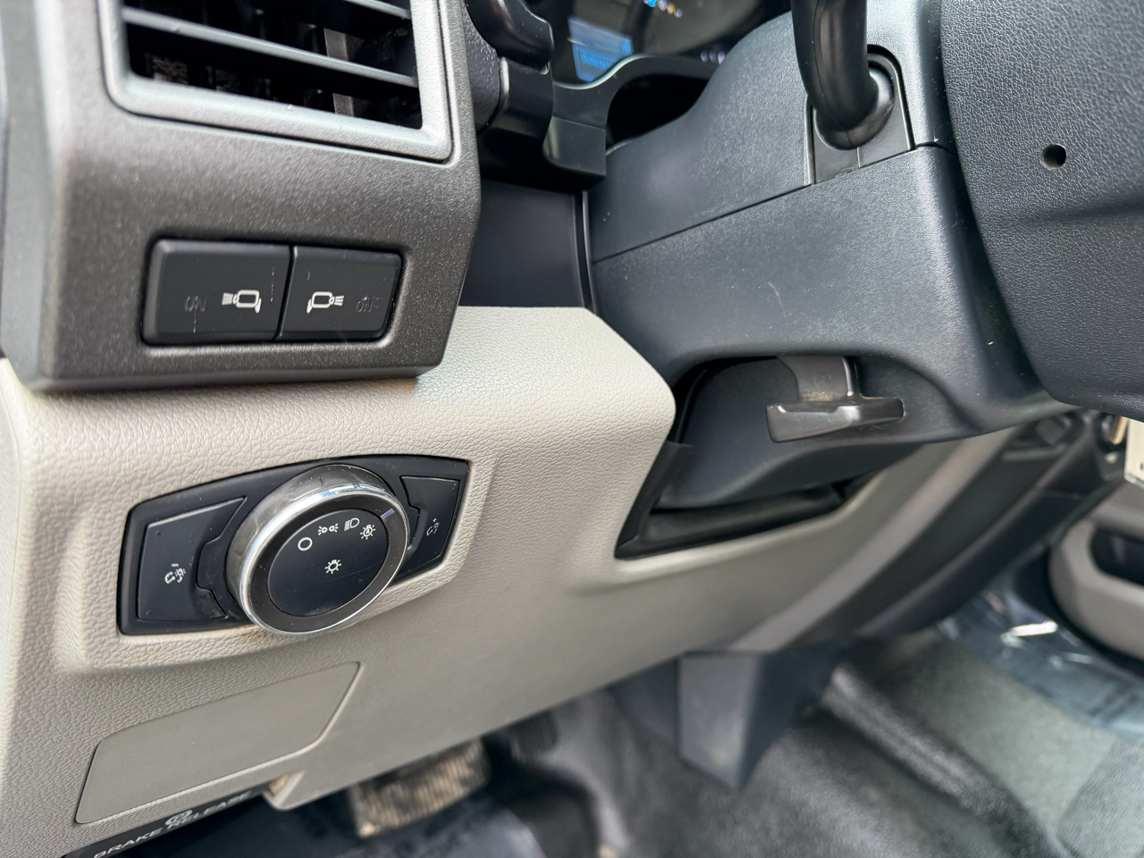 Ford F-550 SuperCab DRW 4WD 2022