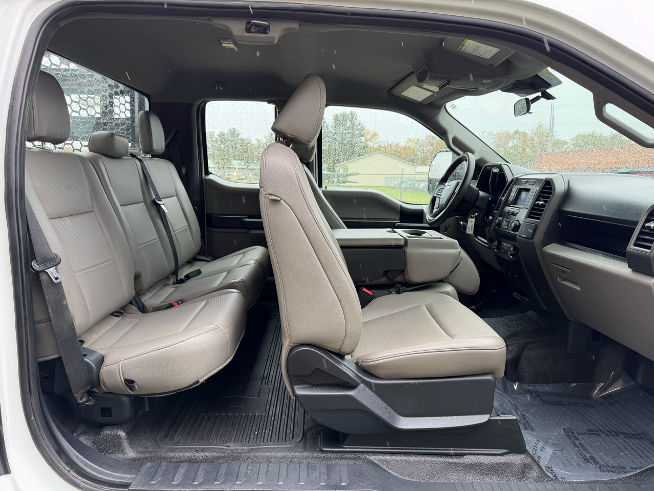 Ford F-550 SuperCab DRW 4WD 2022