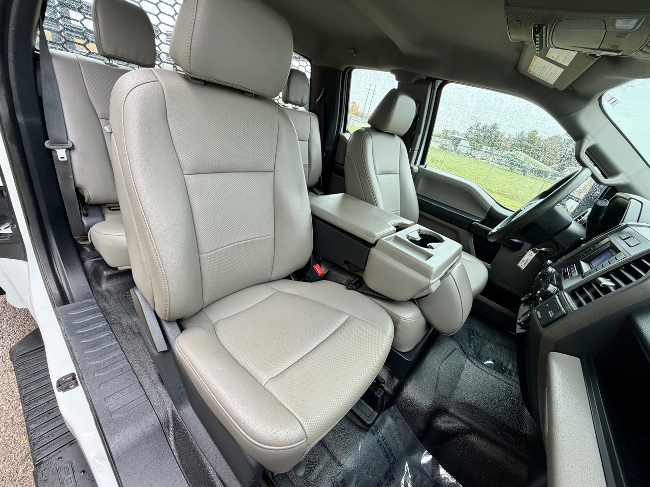 Ford F-550 SuperCab DRW 4WD 2022