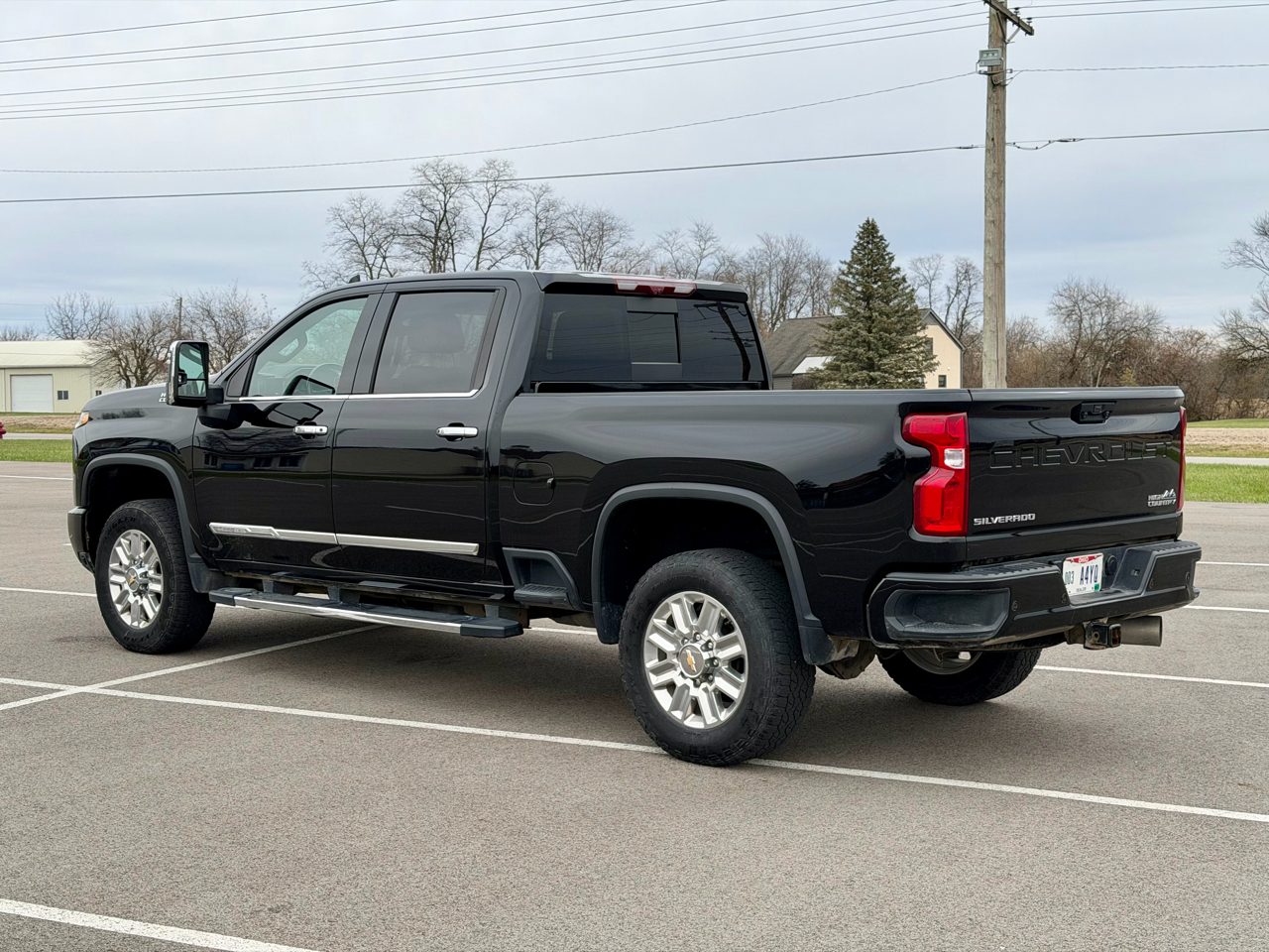 2024 Chevrolet Silverado 2500HD High Country photo 3
