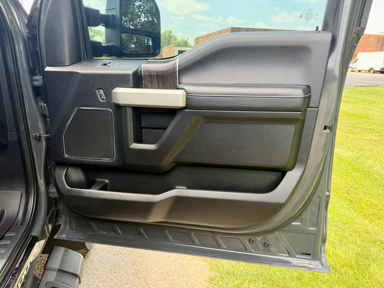 2021 Ford F-350 Super Duty Lariat - Photo 57