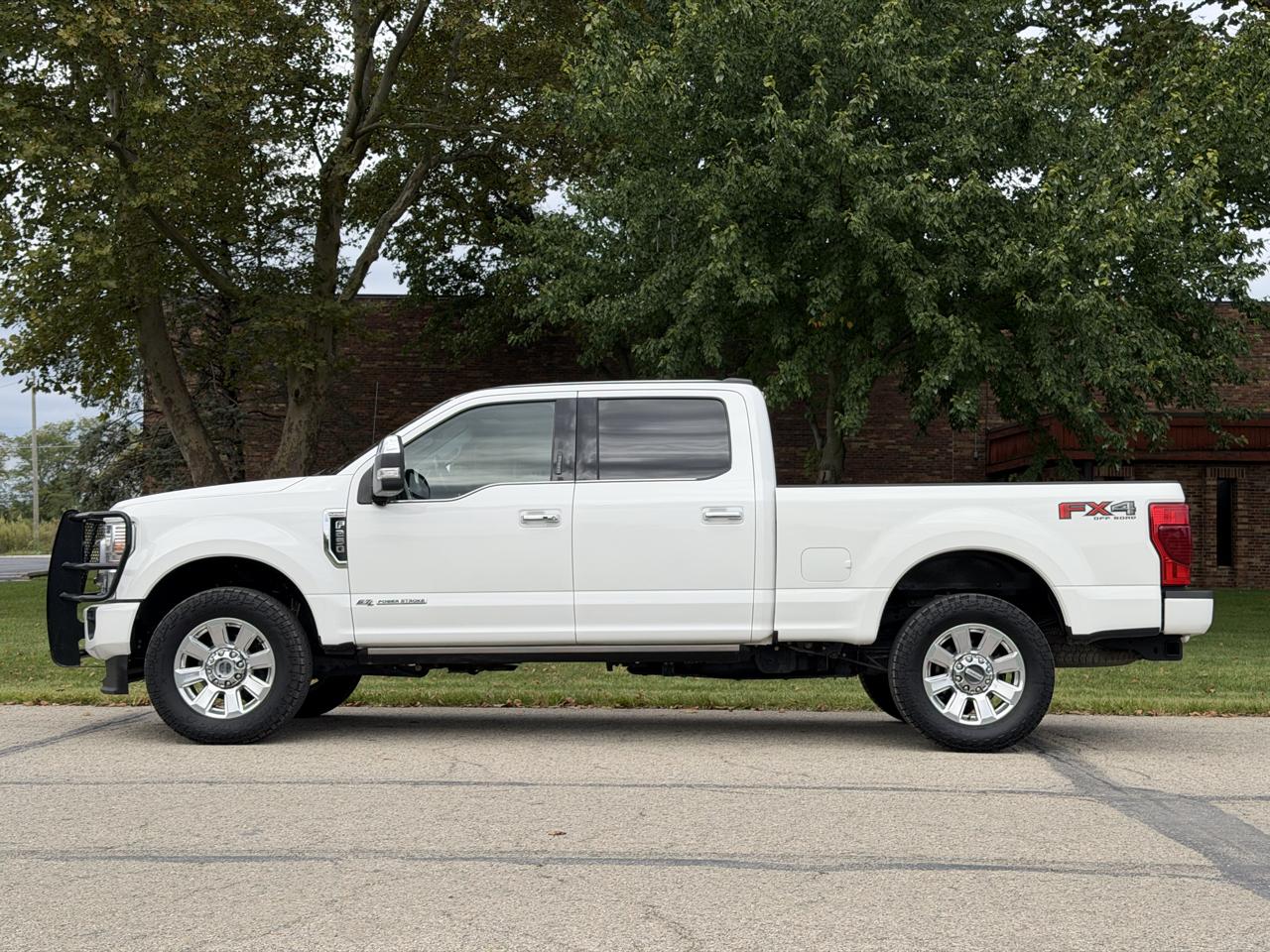 Ford F-250 SD Platinum Crew Cab 4WD 2022
