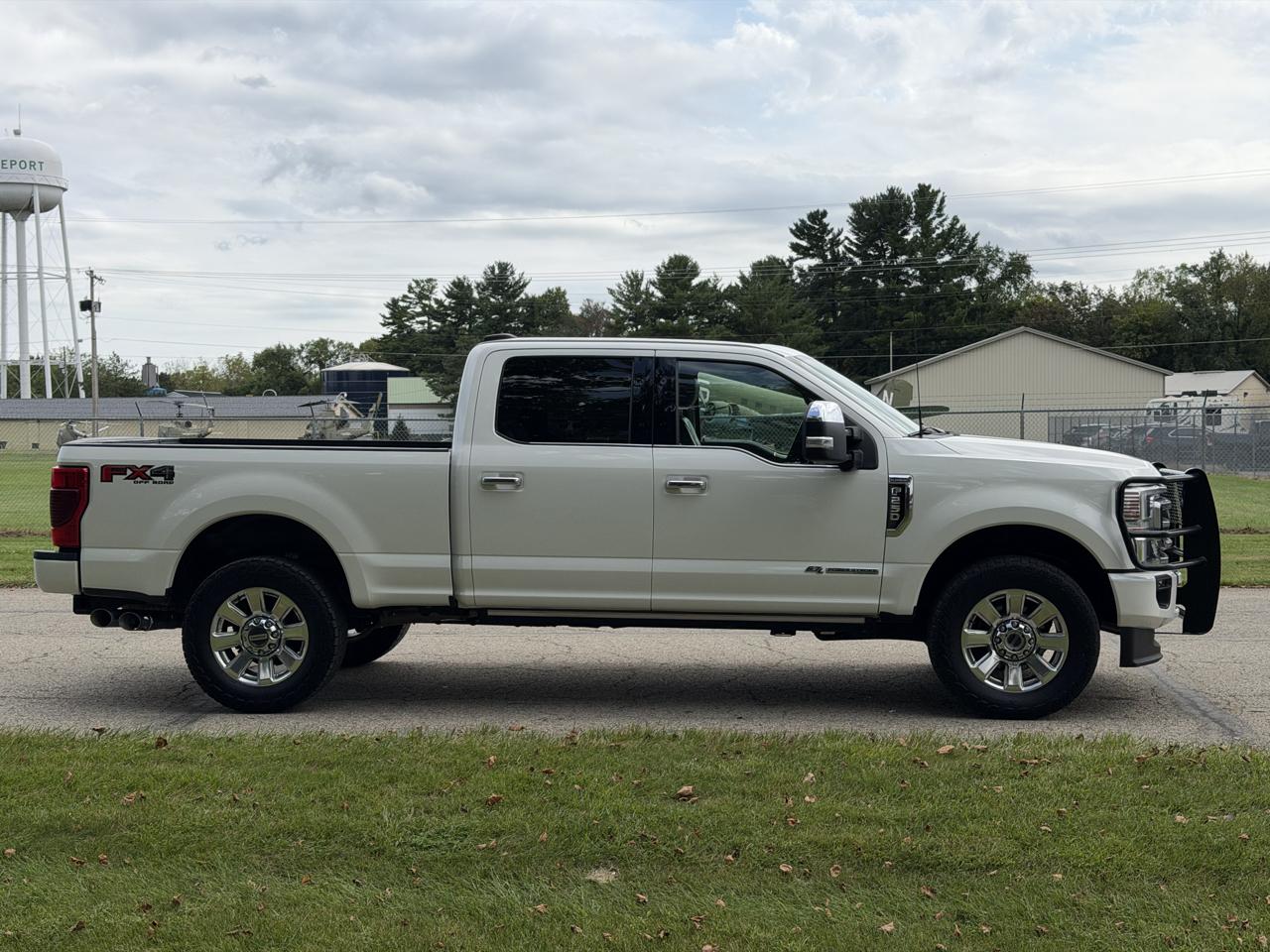 Ford F-250 SD Platinum Crew Cab 4WD 2022