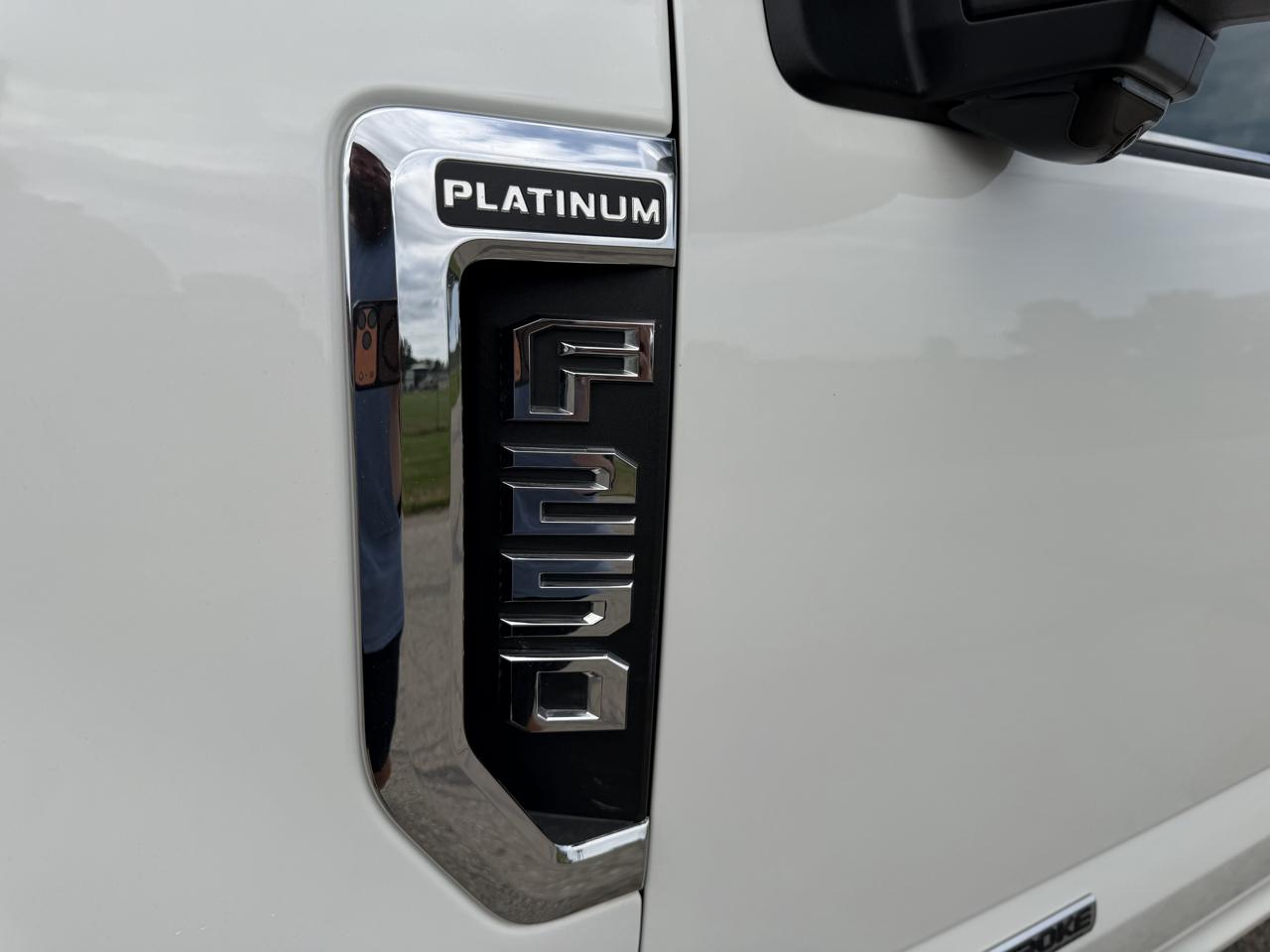 Ford F-250 SD Platinum Crew Cab 4WD 2022