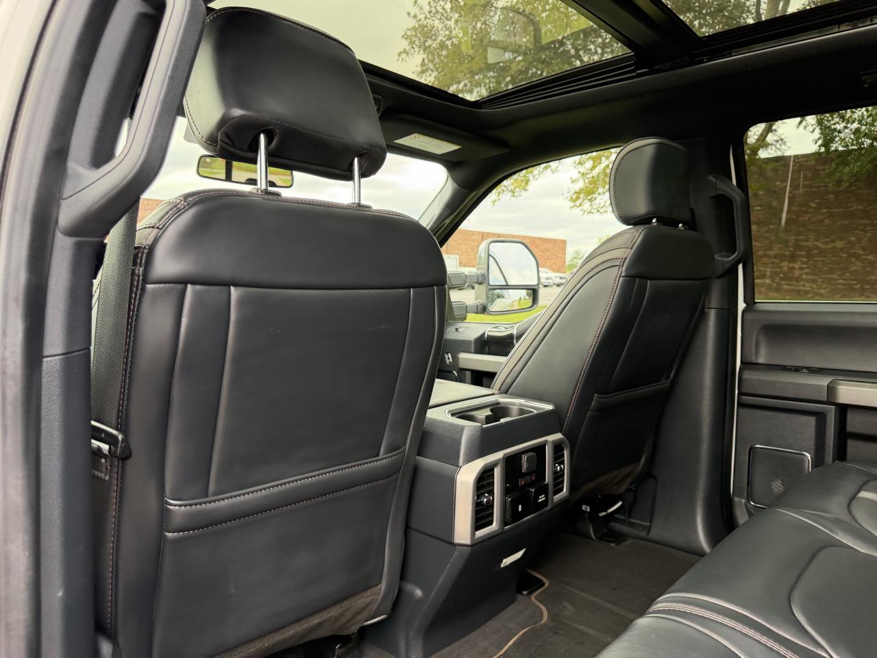 Ford F-250 SD Platinum Crew Cab 4WD 2022