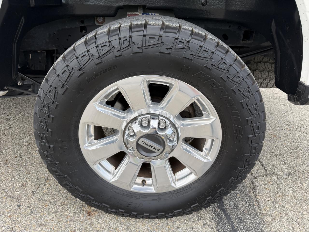 Ford F-250 SD Platinum Crew Cab 4WD 2022