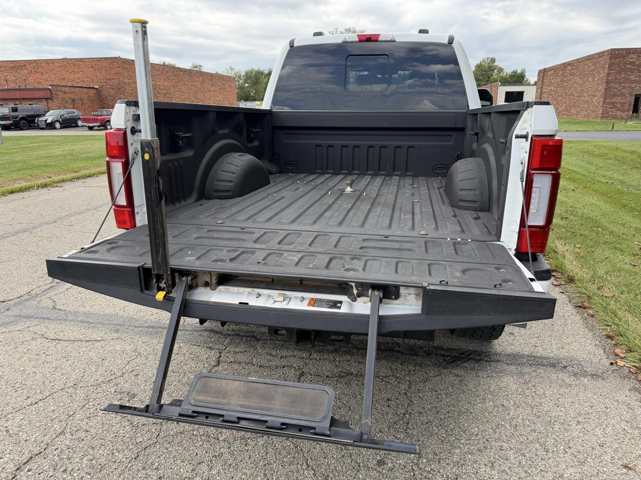Ford F-250 SD Platinum Crew Cab 4WD 2022