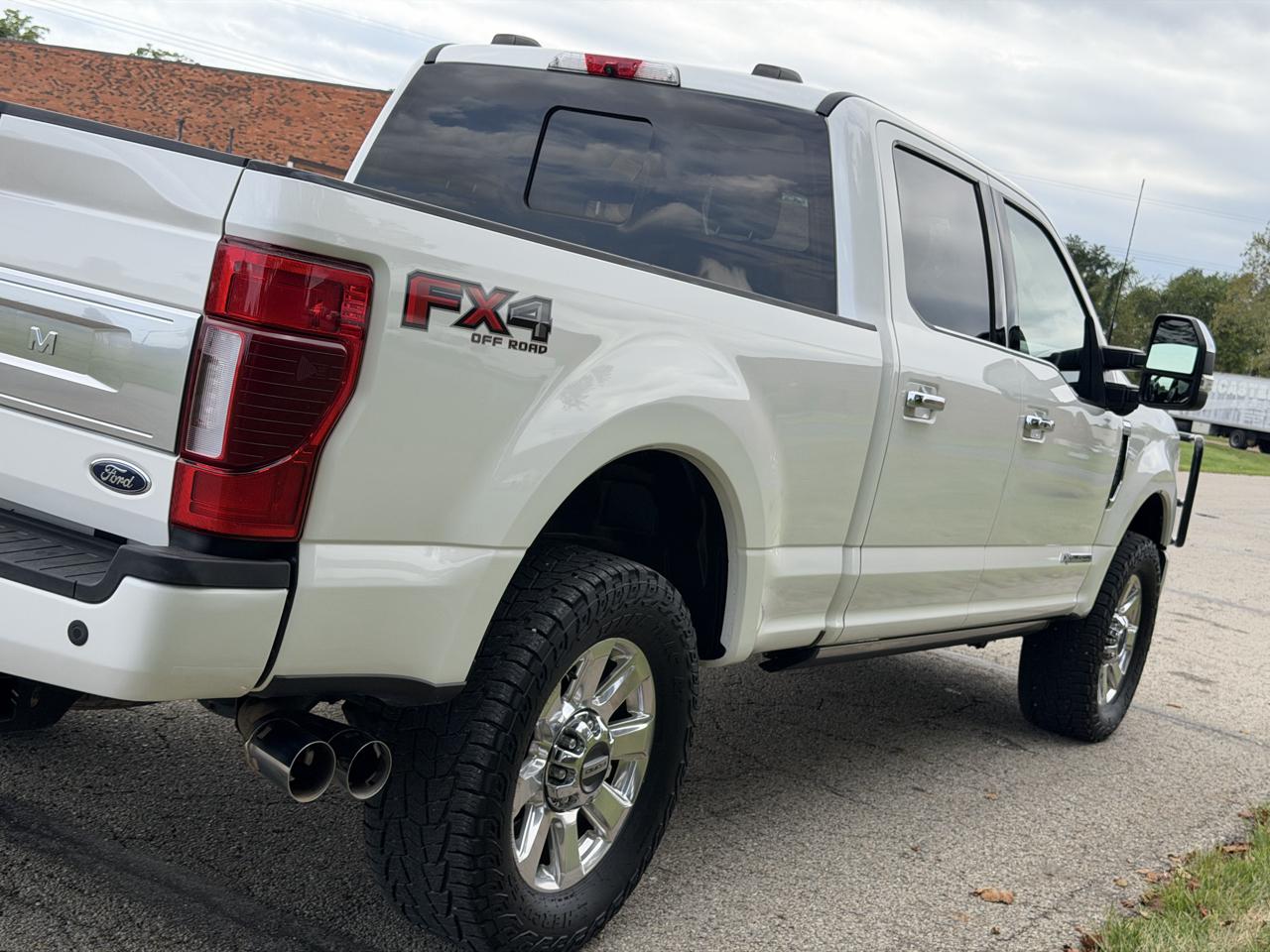 Ford F-250 SD Platinum Crew Cab 4WD 2022